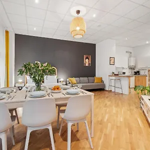 https://holiday-33-apartment-j-prenzlauerberg.find-berlin-hotels.com